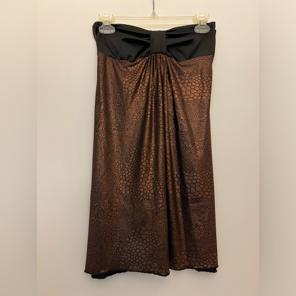 New Juniors Small Gold and Black Strapless Flowy Dress with Black Belt